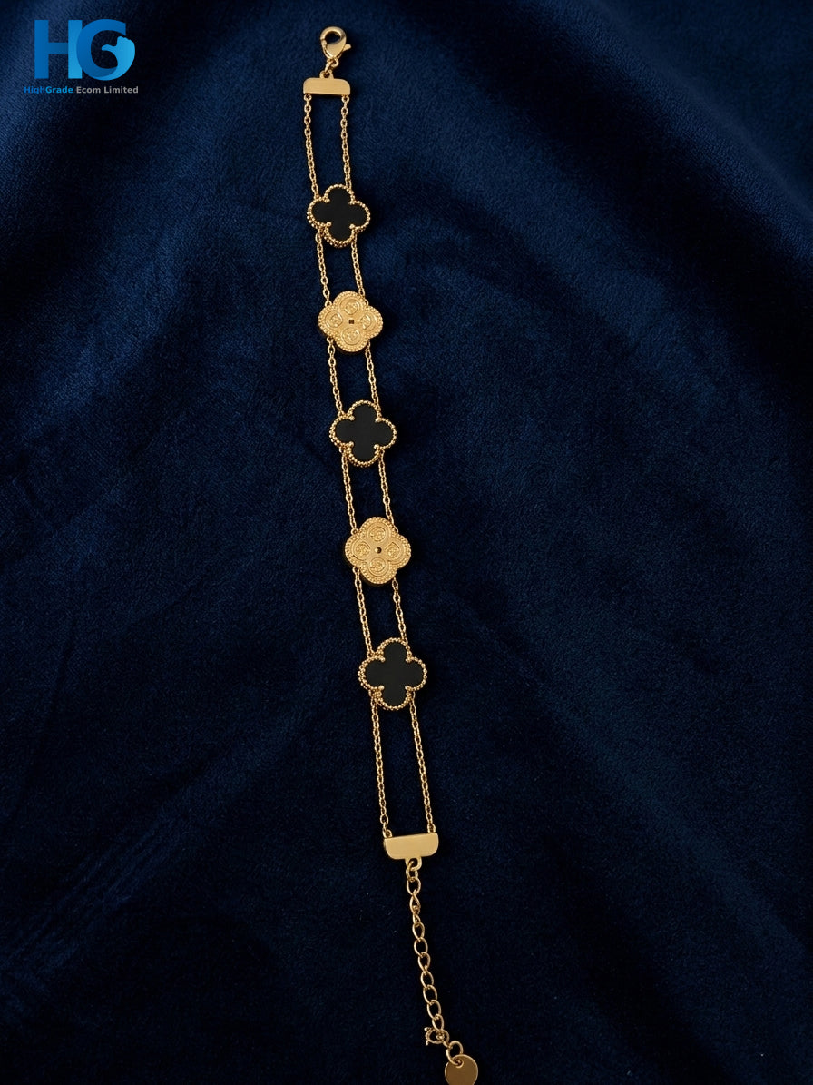 Black Clover Charm