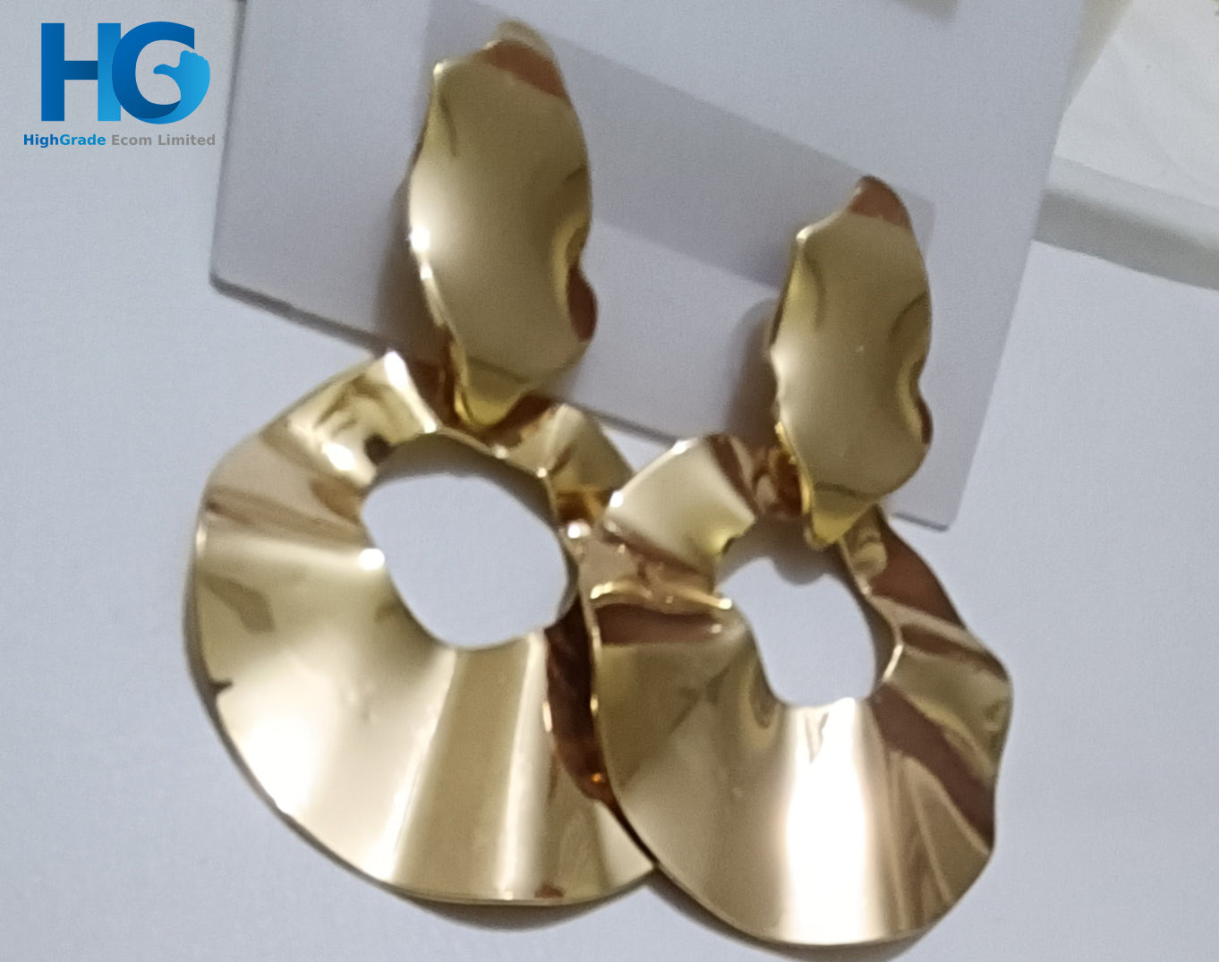 Golden Hammered Drop