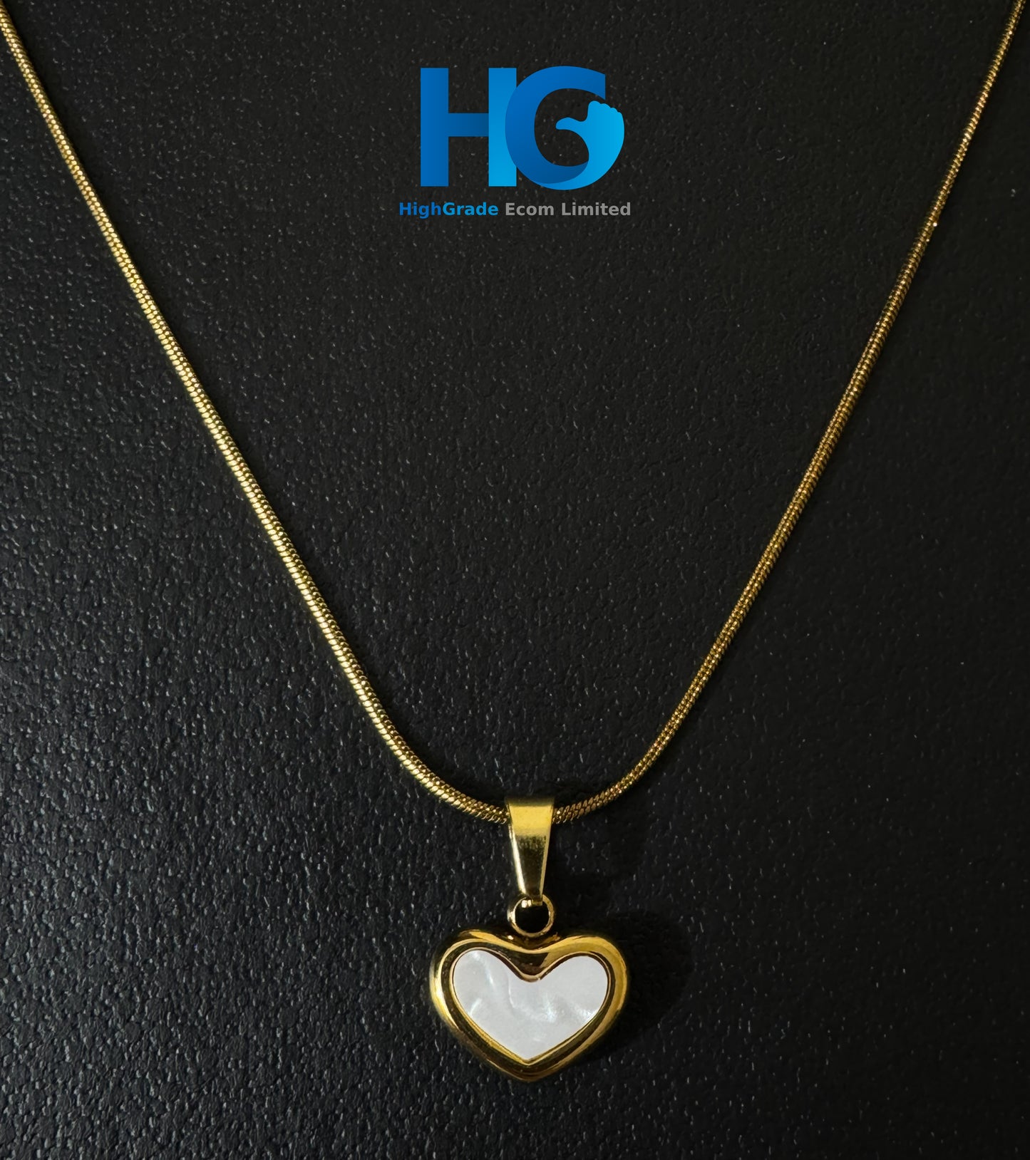 Classic Heart Colours Necklace (Whie, Black, Maroon)