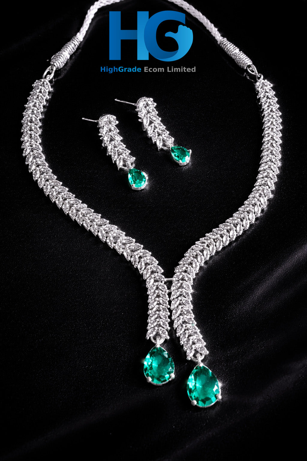 Silver Ivy Tassel