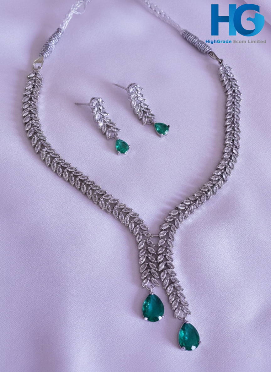 Silver Ivy Tassel